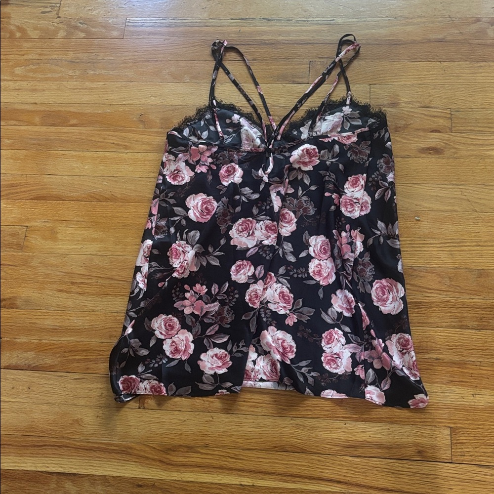 NWT Secret Treasures Floral Patterned Peignoir Nightgown Robe Set - Picture 5 of 11